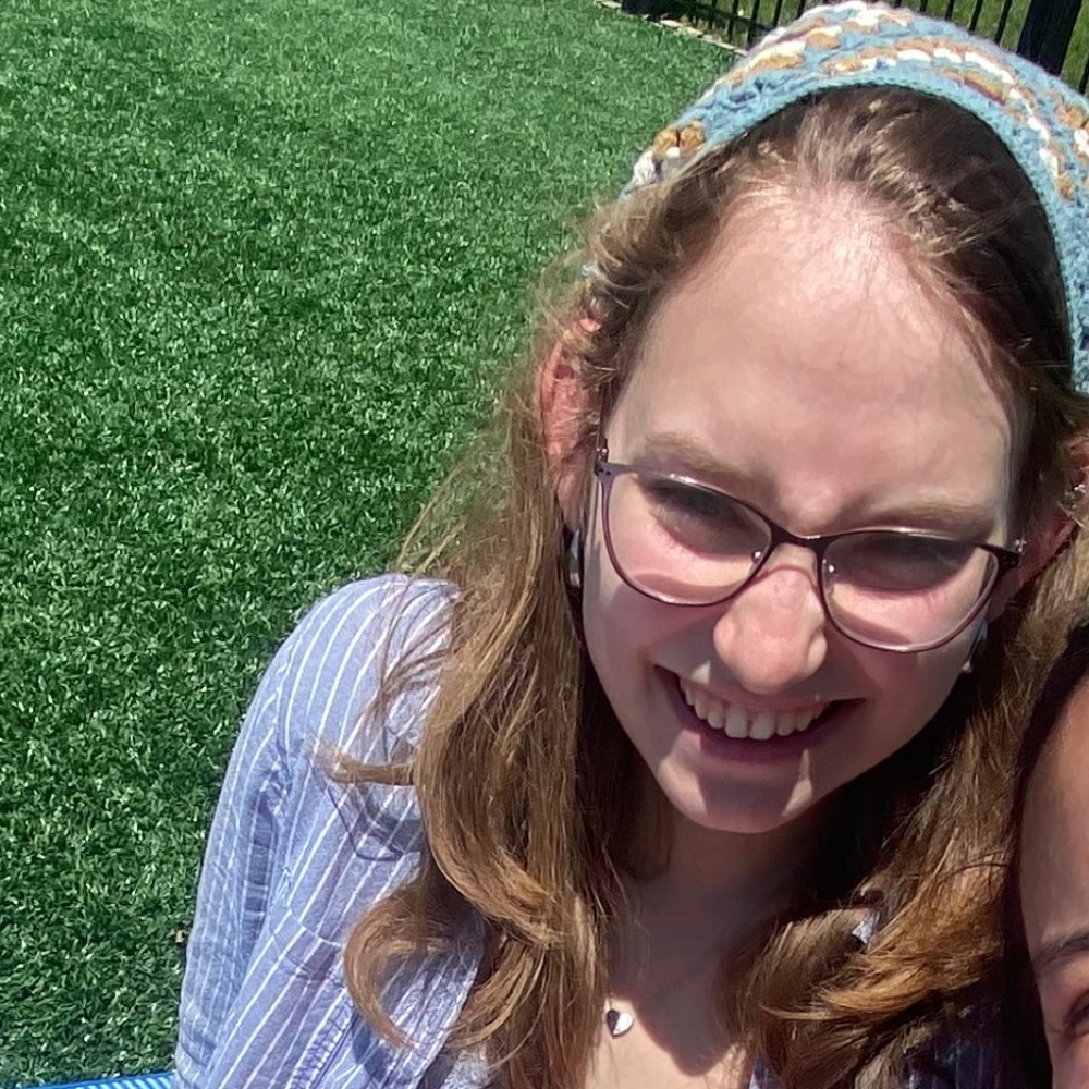 Meet your Posher, Clara